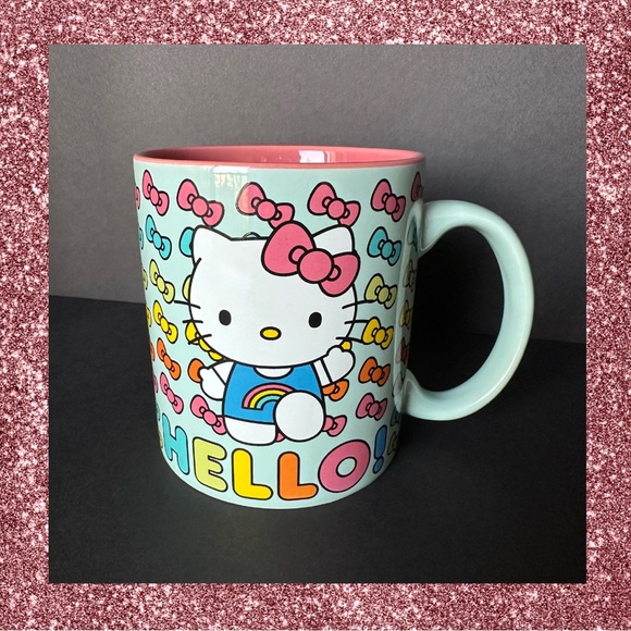 Hello Kitty 20 oz. Mug with multi colored bows - Picture 1 of 4